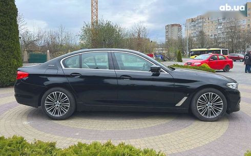 BMW 5 серия 2018 - фото 8