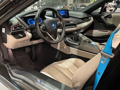 BMW i8 2014 - фото 11