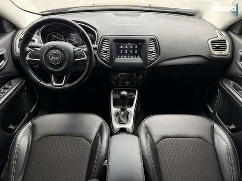 Jeep Compass 2019 - фото 16
