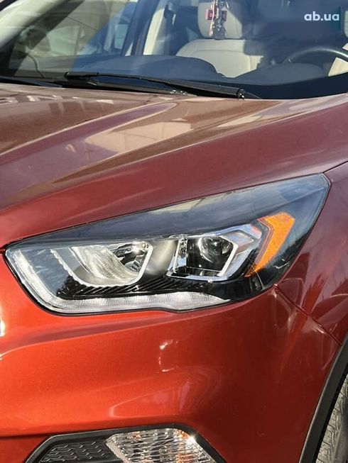 Ford Escape 2018 - фото 10