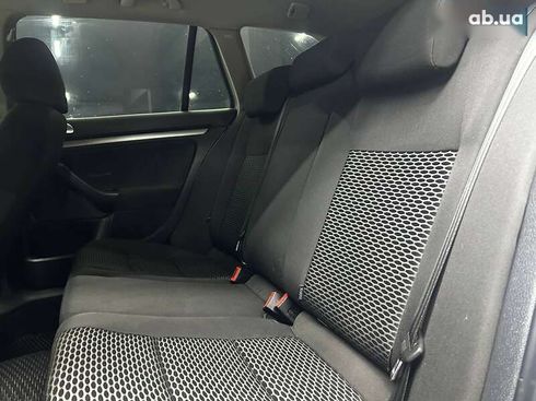 Volkswagen Golf 2010 - фото 12