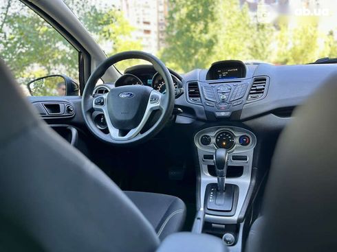 Ford Fiesta 2018 - фото 29