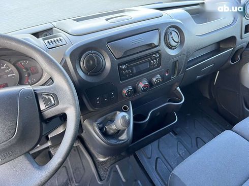 Renault Master 2017 - фото 14