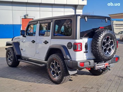 Jeep Wrangler 2023 белый - фото 28