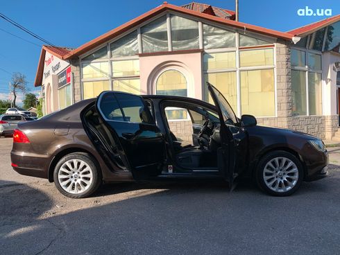 Skoda Superb 2013 коричневый - фото 15
