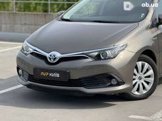 Продажа б/у Toyota Auris в Киеве - купить на Автобазаре