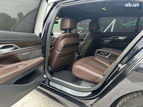 BMW 7 серия 2021 - фото 21