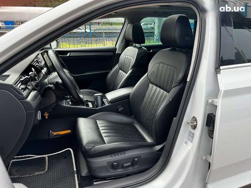 Skoda Superb 2018 - фото 13