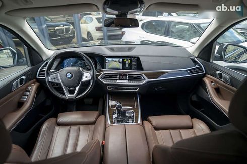 BMW X7 2021 - фото 23