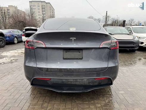 Tesla Model Y 2023 - фото 13