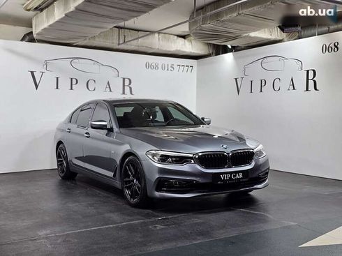 BMW 5 серия 2017 - фото 5
