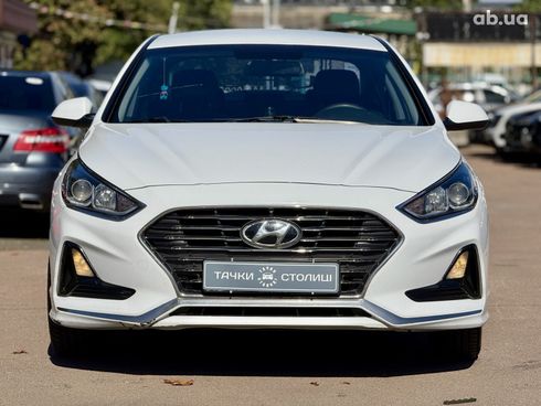 Hyundai Sonata 2017 белый - фото 7