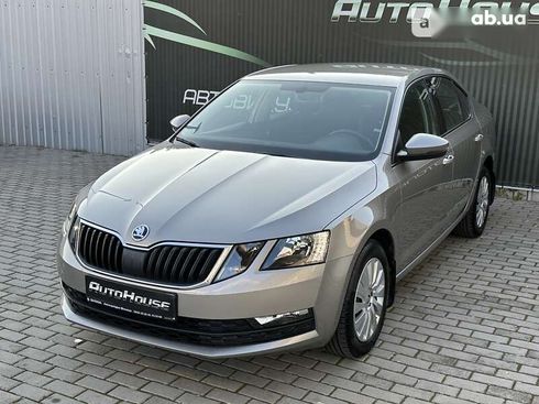 Skoda Octavia 2017 - фото 4