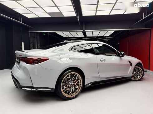 BMW M4 2025 - фото 20