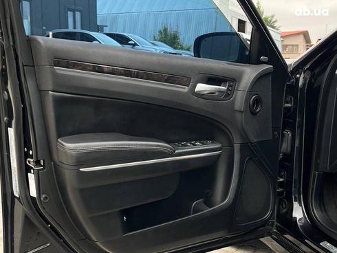 Chrysler 300 2018 черный - фото 133