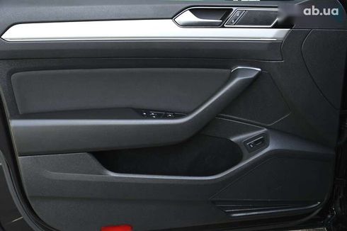 Volkswagen Passat 2017 - фото 18