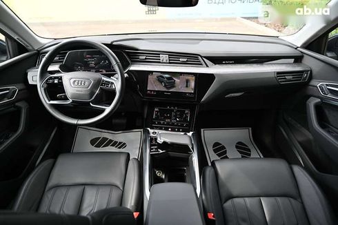 Audi E-Tron 2020 - фото 4