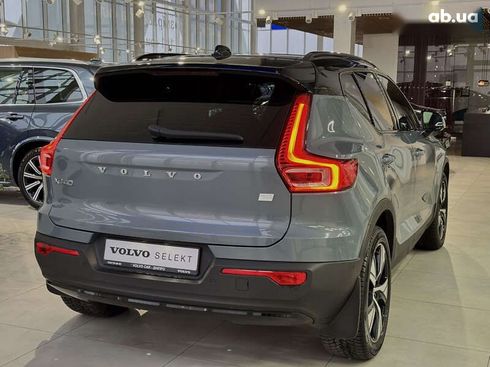 Volvo XC40 2021 - фото 6