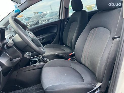 Fiat grande punto 2012 белый - фото 18