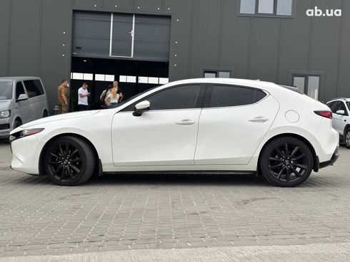 Mazda 3 2019 белый - фото 5