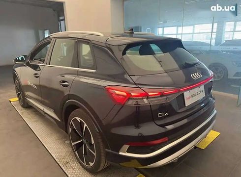 Audi Q4 e-tron 2023 - фото 7