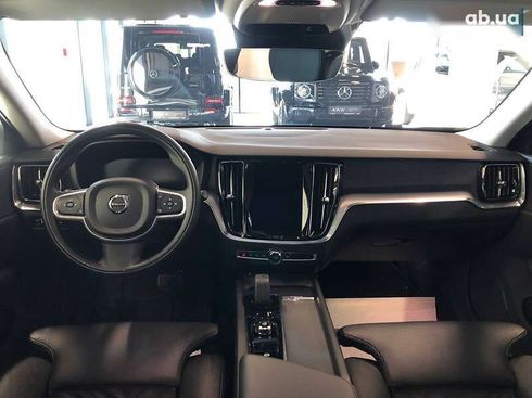 Volvo V60 2021 - фото 17