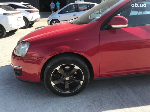 Volkswagen Jetta 2007 красный - фото 15