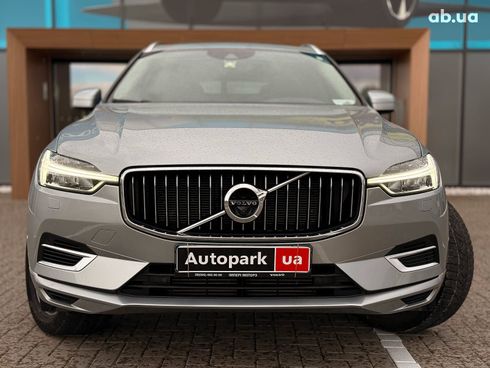 Volvo XC60 2018 серый - фото 3