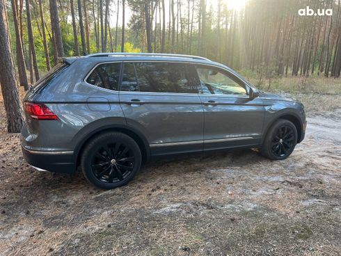 Volkswagen Tiguan Allspace 2018 серый - фото 10