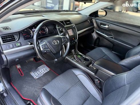 Toyota Camry 2015 - фото 17