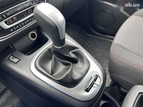 Renault Scenic 2012 - фото 22