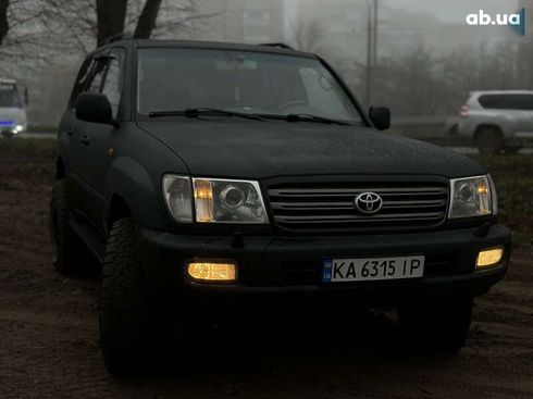 Toyota Land Cruiser 2004 - фото 8