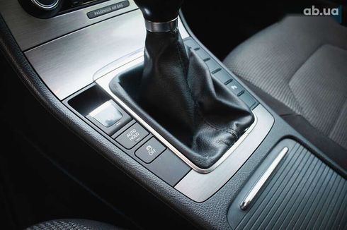 Volkswagen Passat 2011 - фото 23
