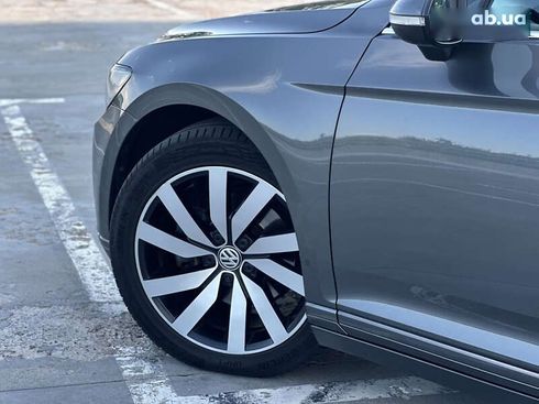 Volkswagen Passat 2015 - фото 19