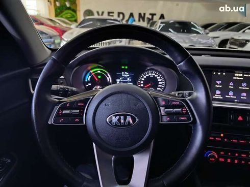 Kia K5 2019 - фото 16