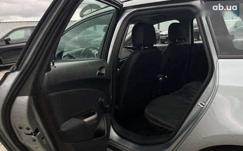 Opel Astra 2011 - фото 22