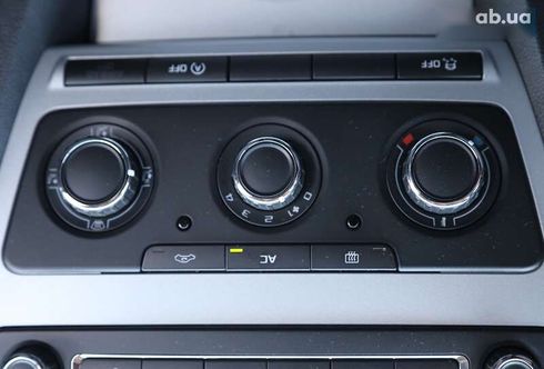 Skoda Octavia 2012 - фото 16