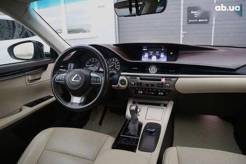 Lexus ES 2016 - фото 13