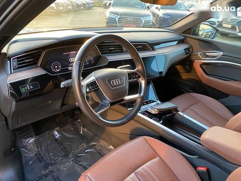 Audi E-Tron 2021 - фото 12