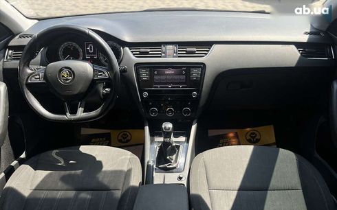 Skoda Octavia 2017 - фото 14