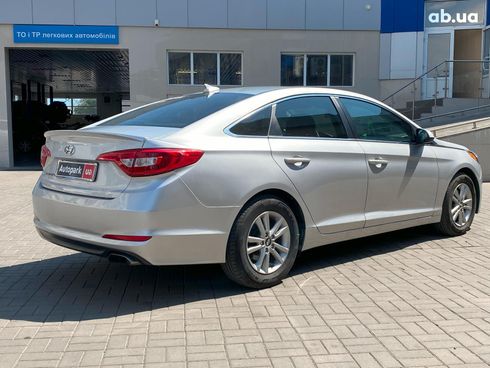 Hyundai Sonata 2015 серый - фото 10