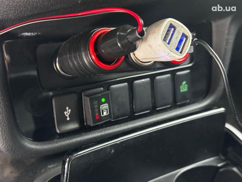 Mitsubishi Outlander 2019 серый - фото 13