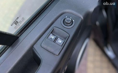 Opel Vivaro 2015 - фото 16