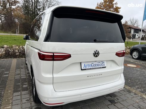 Volkswagen Multivan 2022 - фото 23