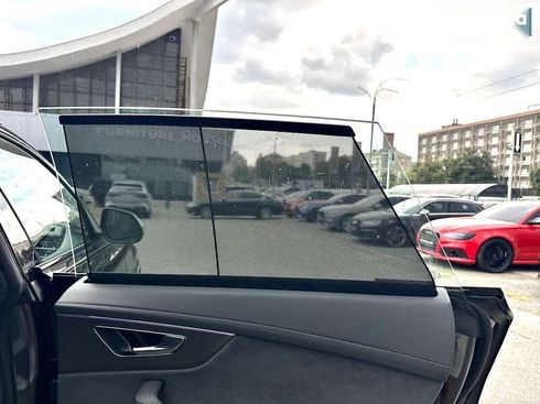 Audi RS Q8 2025 - фото 27