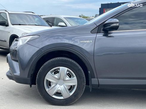 Toyota RAV4 2017 серый - фото 41
