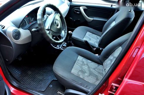 Dacia Sandero 2010 - фото 15