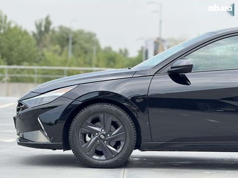 Hyundai Elantra 2021 - фото 15