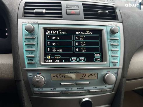 Toyota Camry 2008 - фото 23