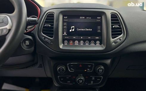 Jeep Compass 2020 - фото 14